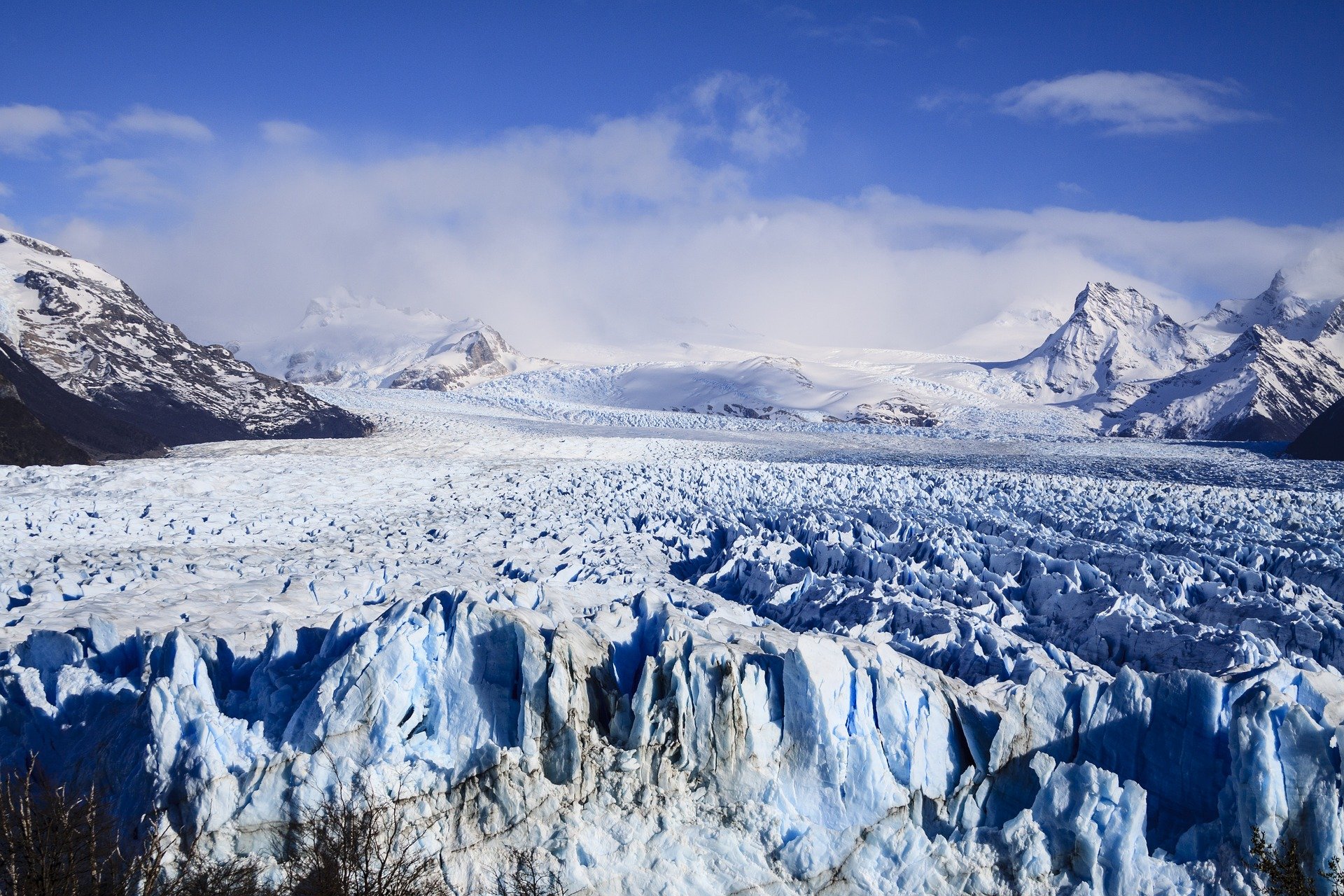 Glacier snout