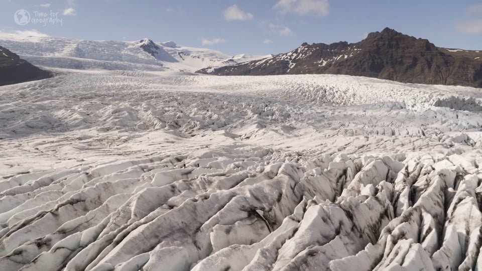 glacier-in-argentina-on-a-clear-sunny-day.jpg